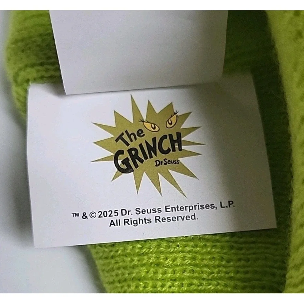 The Grinch Beanie‎ & Gloves Set One Size Child Green Lined Hat NWT Winter Gear
